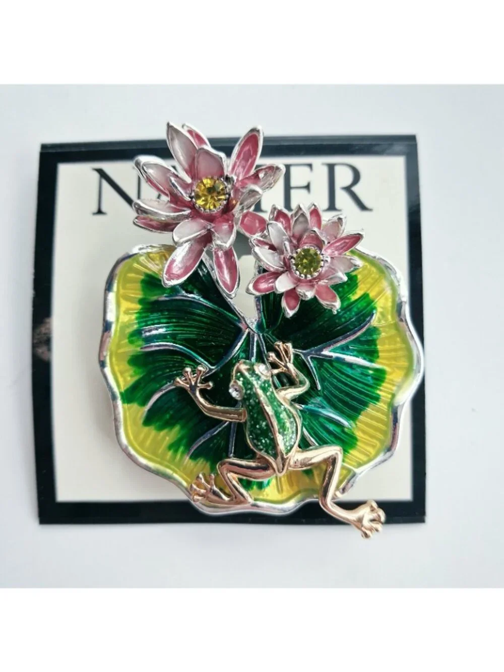 Napier Frog on Lily Pad Brooch Pin Gold Tone Enamel Rhinestone Lotus Flower 3